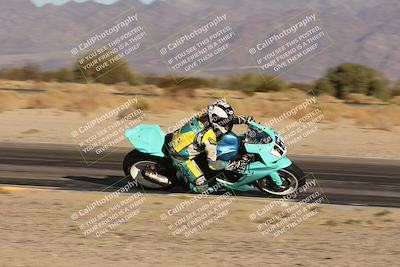 media/Nov-02-2025-CVMA (Sun) [[337aff29ab]]/Race 18-Supersport Middleweight/